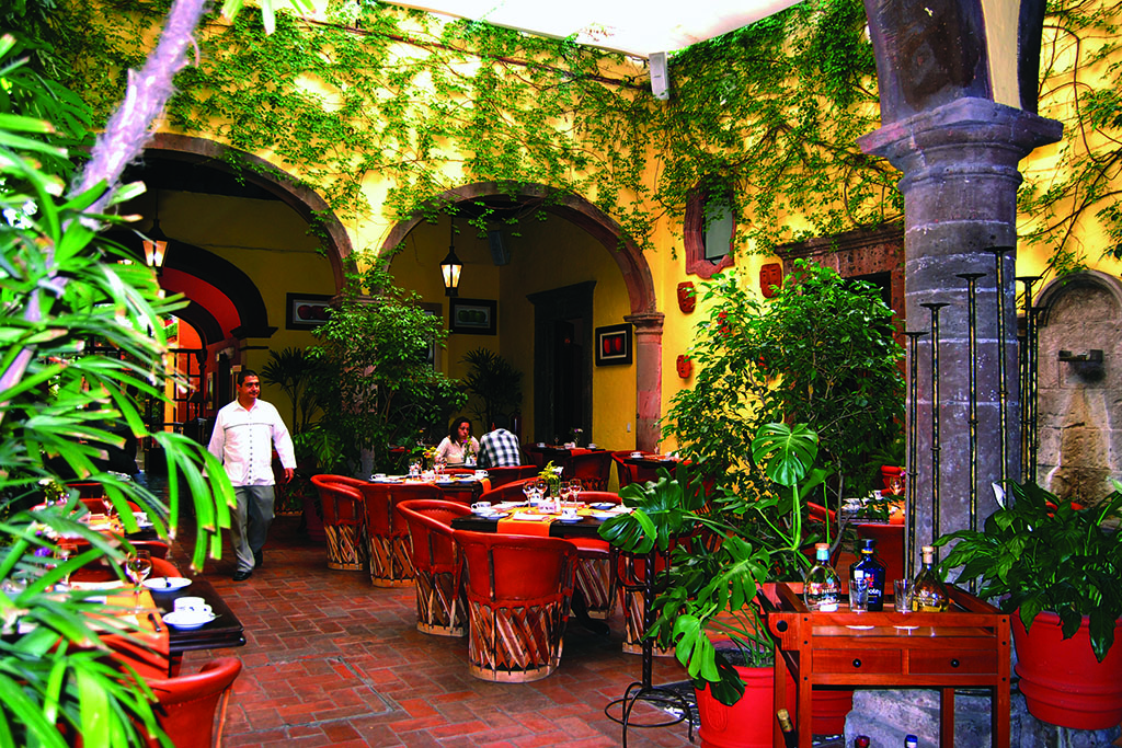 Adanza Restaurant