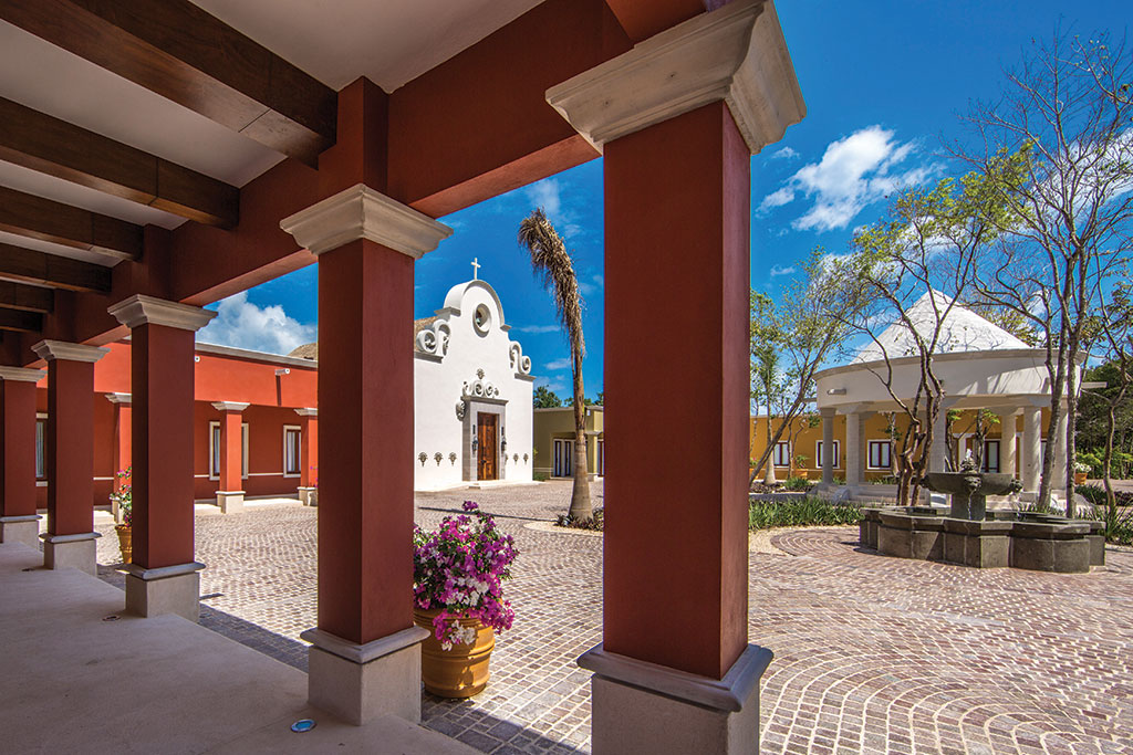 El Pueblito Courtyard Mayakoba