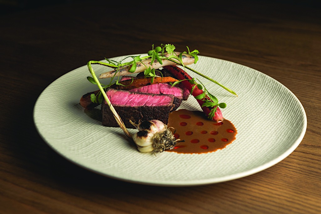 beef tenderloing at longtail- restaurant in taipei, taiwan