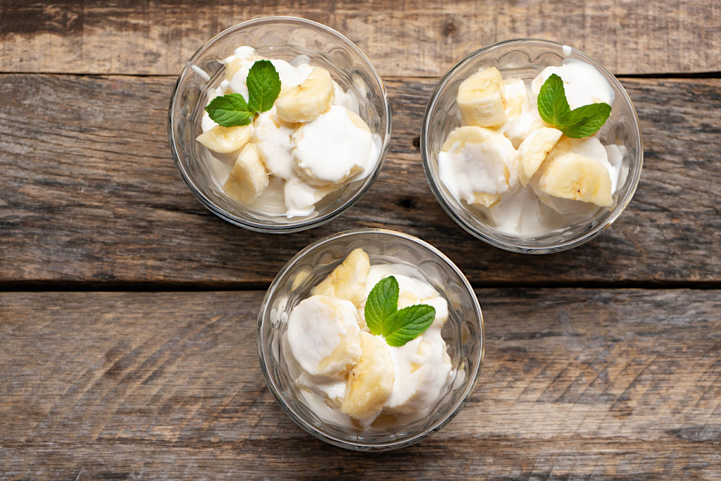 Comfort Food - Bananas and Sour Cream