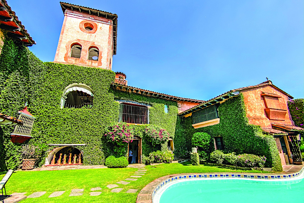 Robert Brady House in Cuernavaca, Mexico