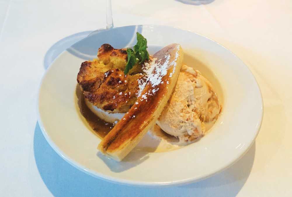 Warm Bread Pudding Table 26 (Photo by Christopher McNamara)