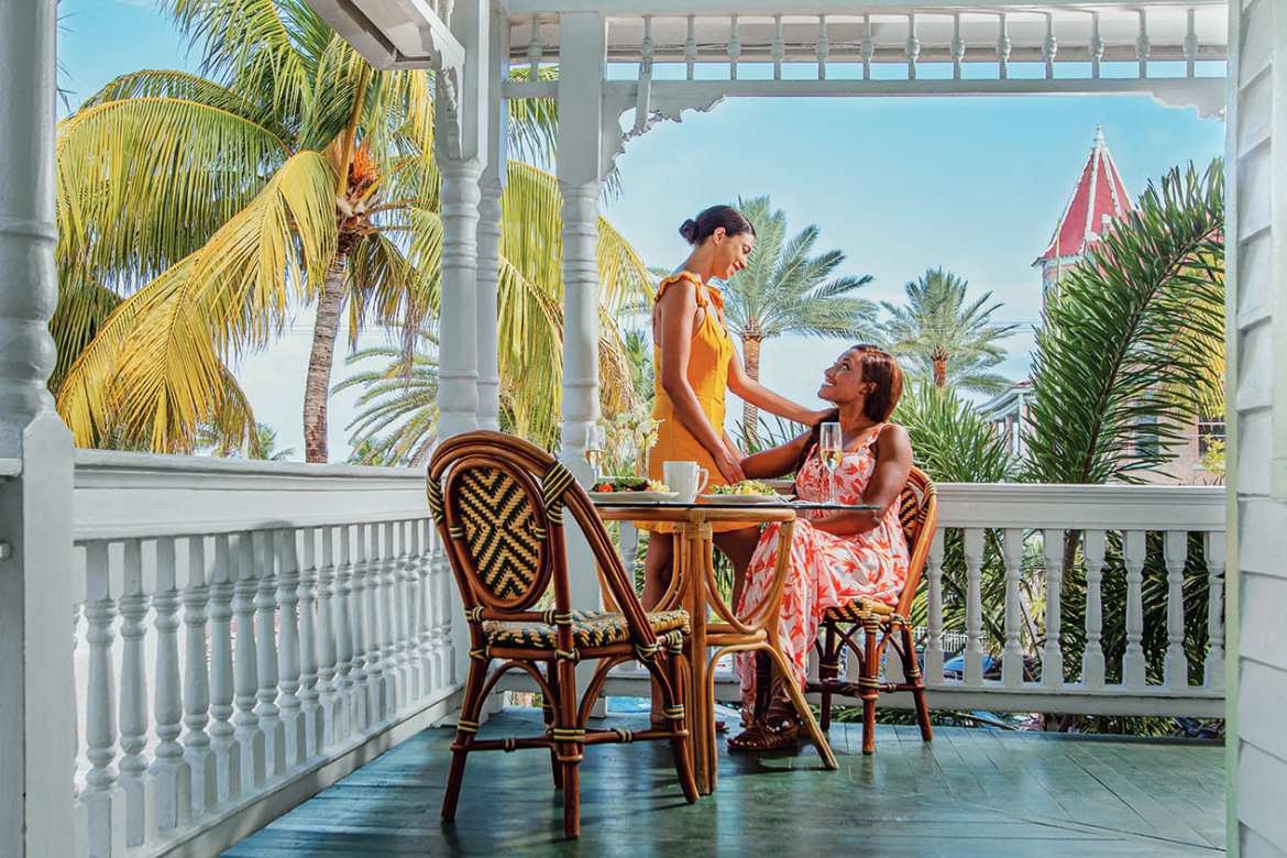 Alfresco Dining in Key West (Photo by fla-keys.com)