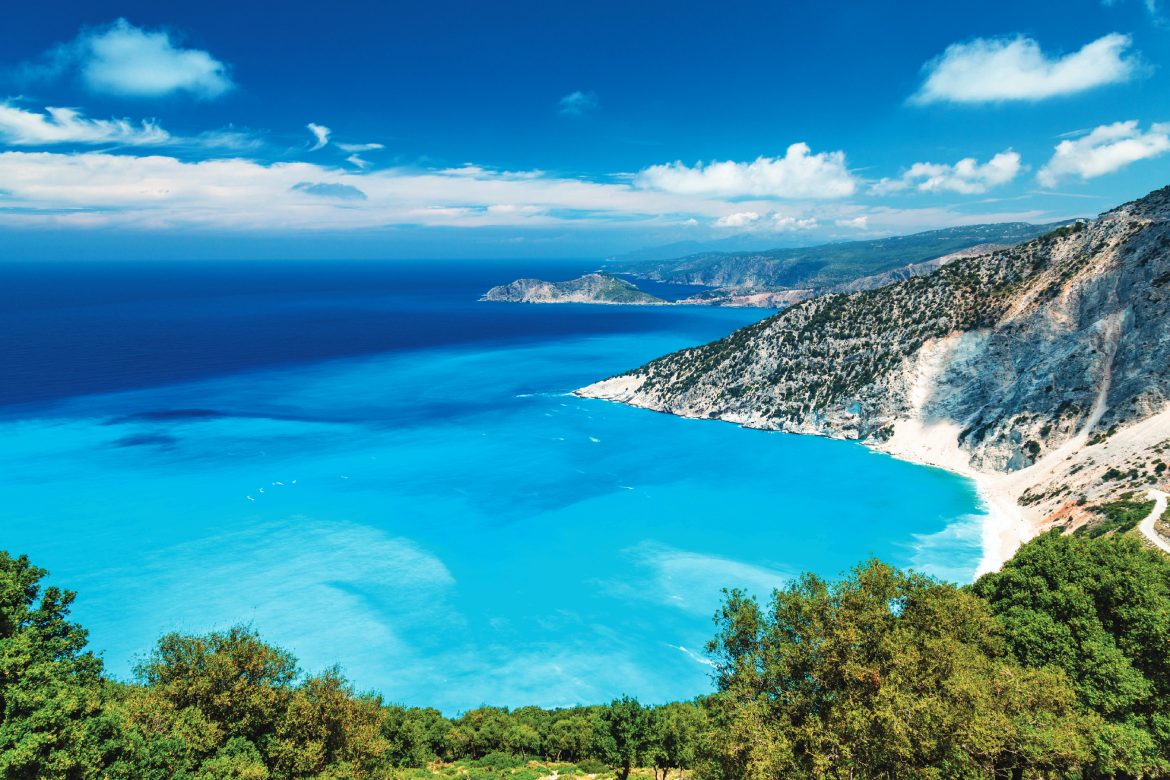 Myrtos Beach, Cephalonia (photo by Photo by Roman Safonov)