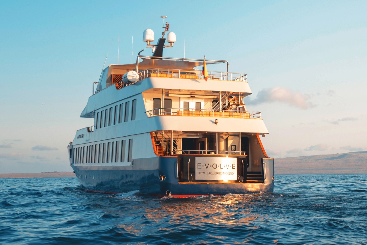 Port side of the Evolve stern (Photos by ecoventura)