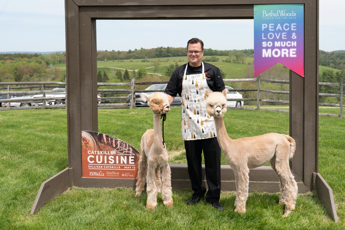 Chef With Alpacas at Catskills Cuisine