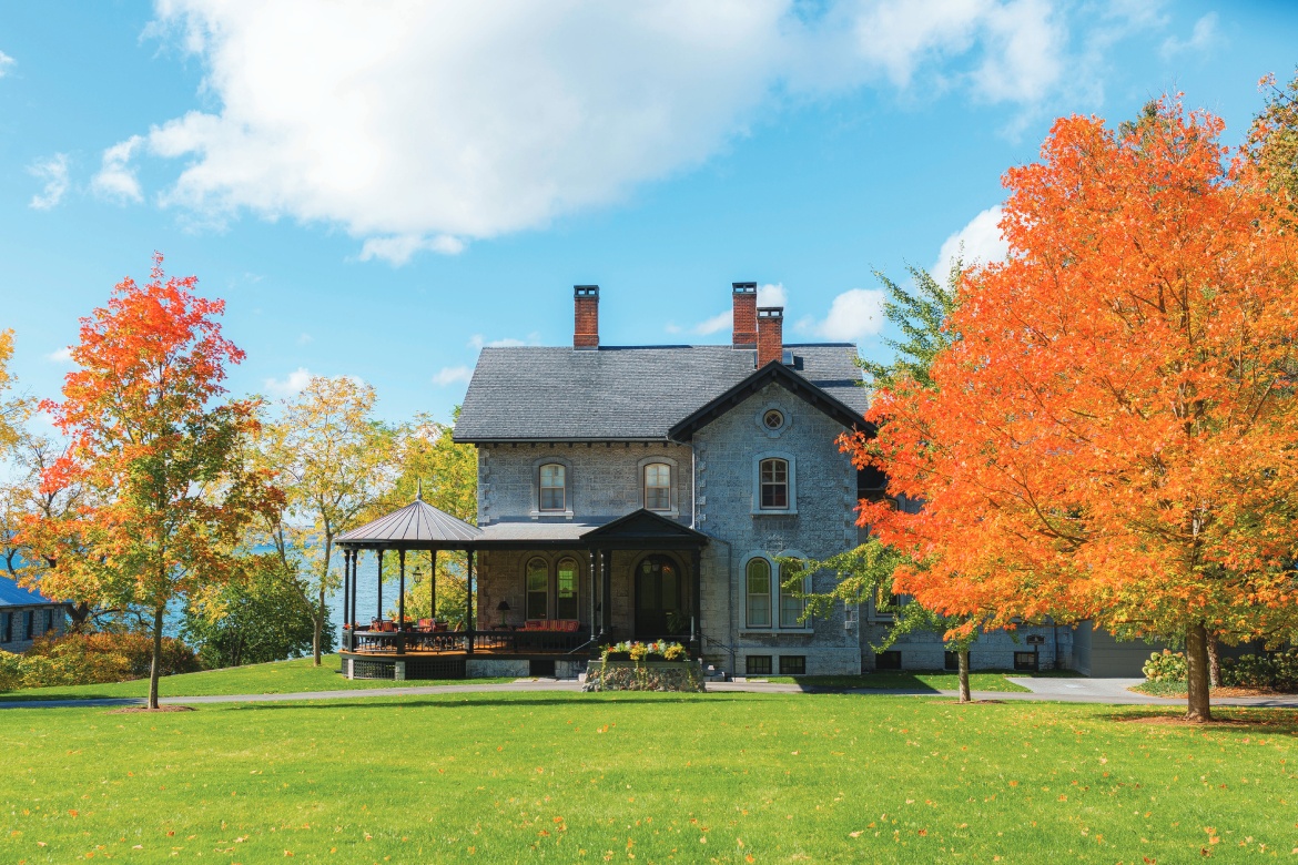 E.B. Morgan House Fall Exterior (Photo by The Inns of Aurora)