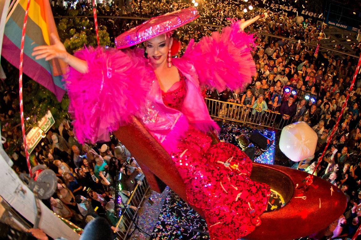 New Year’s Eve Red Shoe Drop (Photo courtesy of fla-keys.com)