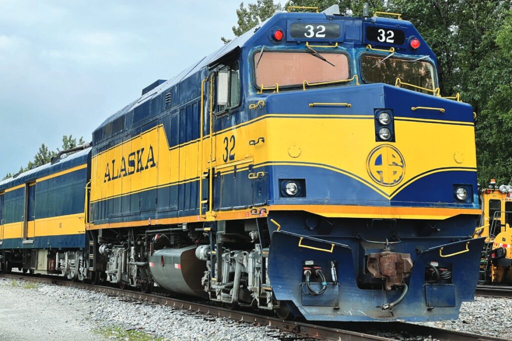 Alaska Train