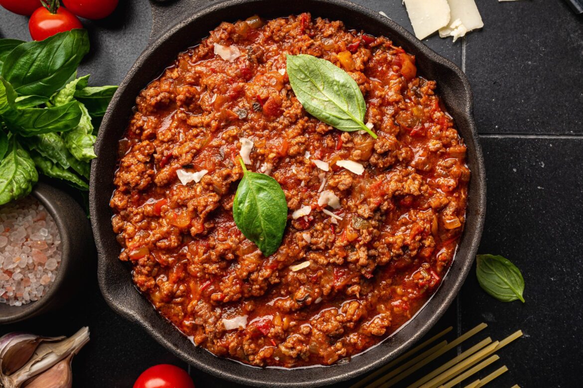 Bolognese Sauce photo by Tatiana Goskova L'Assaggio's Bolognese Sauce (Photo by Tatiana Goskova)